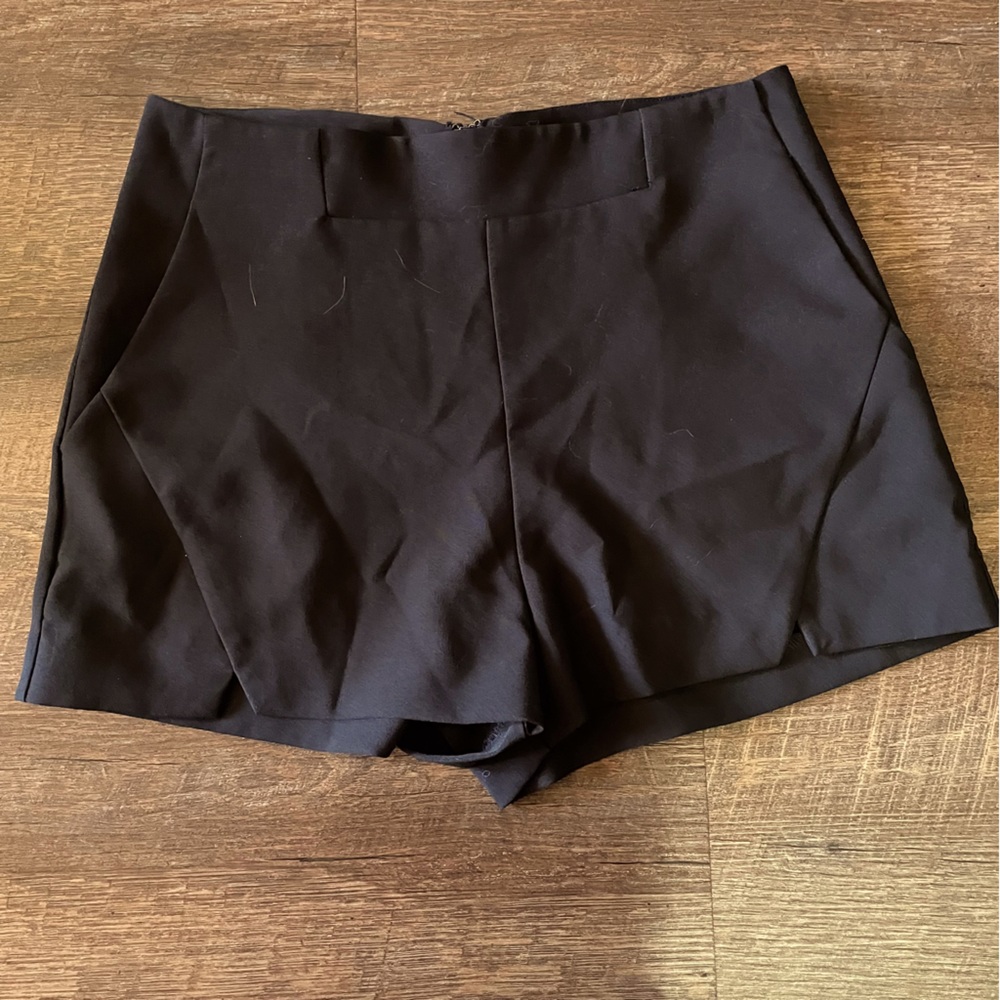 Akira black dress shorts size medium